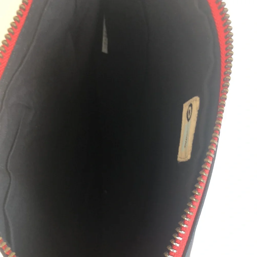 TOMS “Simple Is Beautiful” zippered cosmetic toiletries pouch